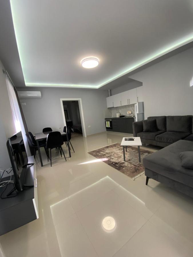 Eagle'S Nest Apartment Shkoder Exterior photo