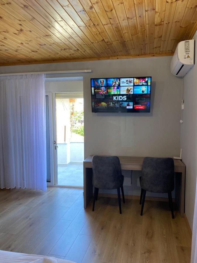 Eagle'S Nest Apartment Shkoder Exterior photo