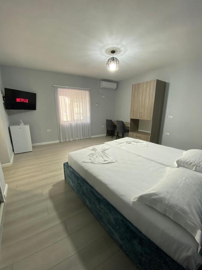 Eagle'S Nest Apartment Shkoder Exterior photo